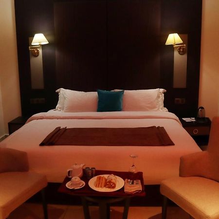 Monty Suites Calabar Exterior foto